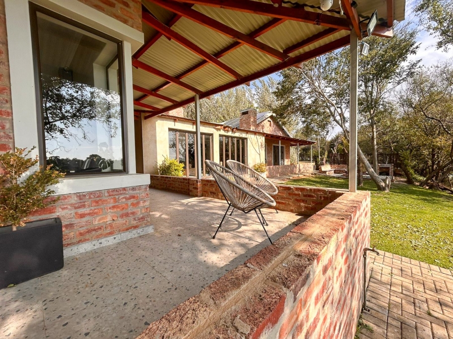 4 Bedroom Property for Sale in Potchefstroom Rural North West